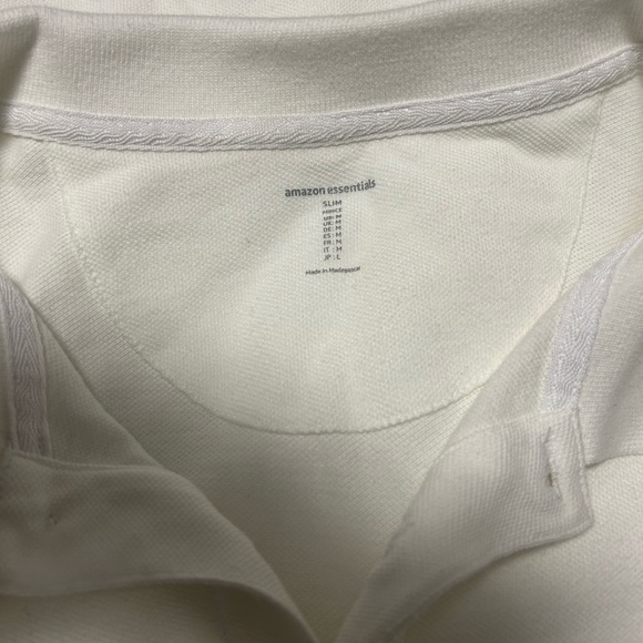 Amazon Essentials Men's Classic White Polo - Picture 3 of 4